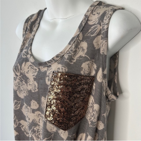 7TH RAY Mocha Brown Floral Knotted Tank Top Size Small Sequins - Picture 2 of 6
